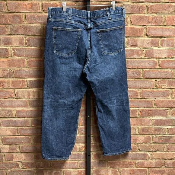 Old Navy Men’s Loose Built In Flex Blue Jeans Size 38x30 - Picture 3 of 5
